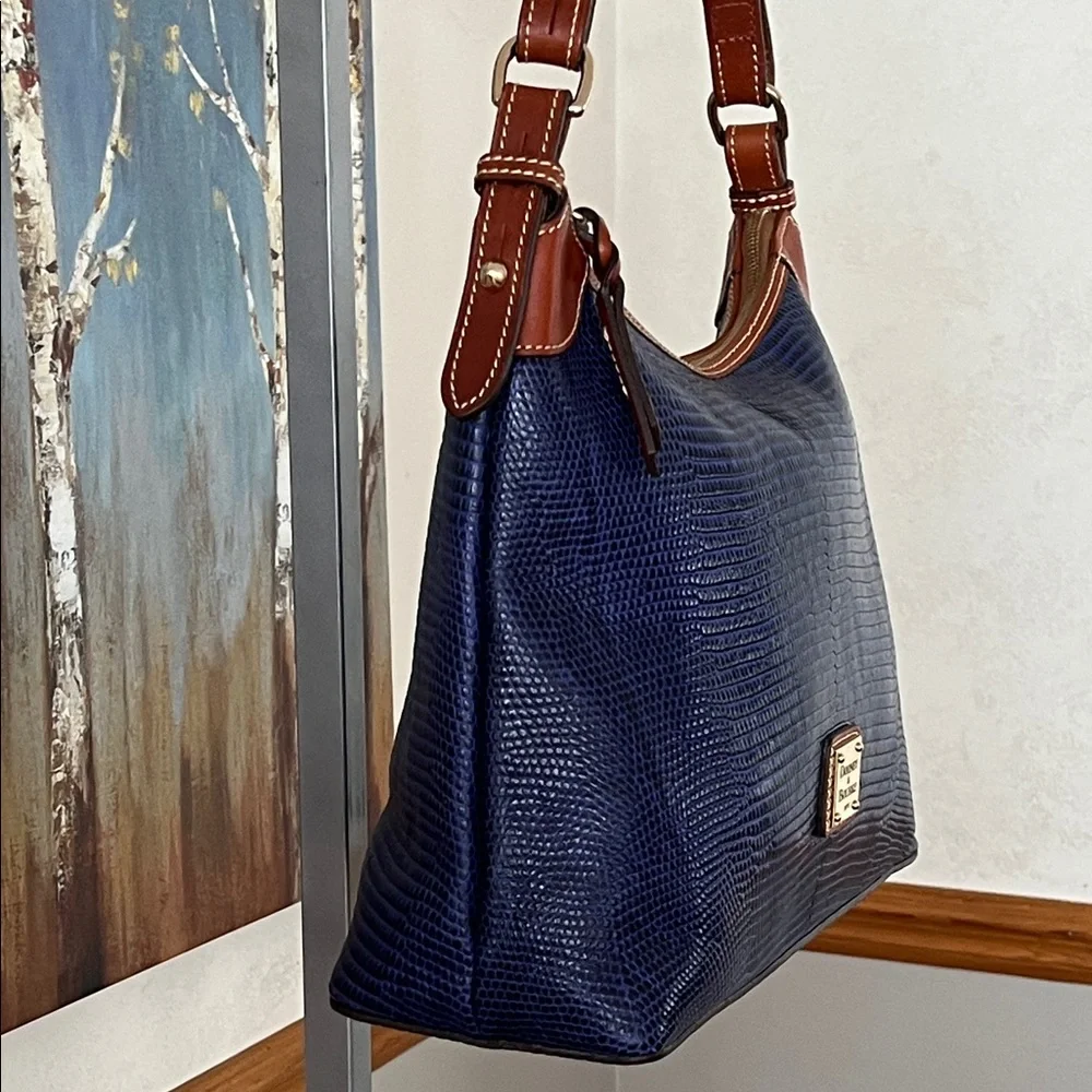 Dooney and Bourke Reptile/Snake print Navy Blue Handbag - Picture 3 of 16